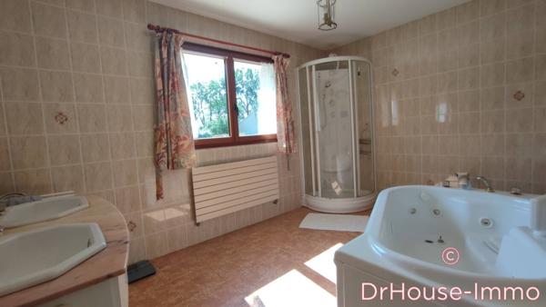 Maison à vendre 7 pièces de 196 m²