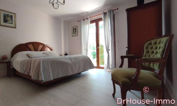 Maison à vendre 7 pièces de 196 m²