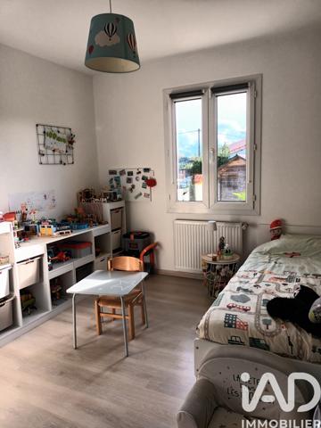 Maison à vendre 4 pièces 90 m² Saint-Yrieix-sur-Charente