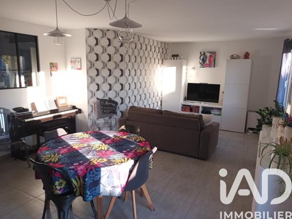 Maison à vendre 4 pièces 90 m² Saint-Yrieix-sur-Charente