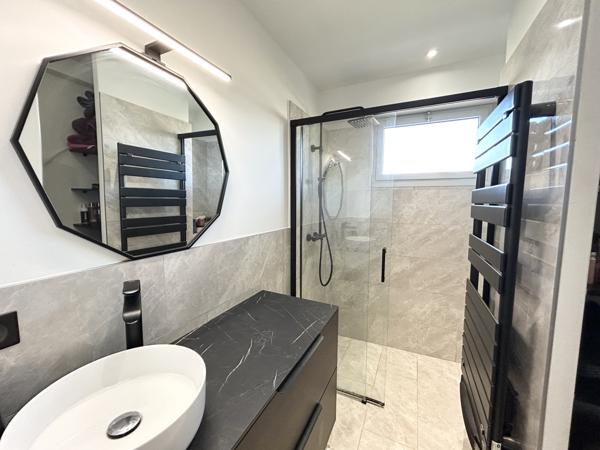 Appartement 3 pièces - 65 m²