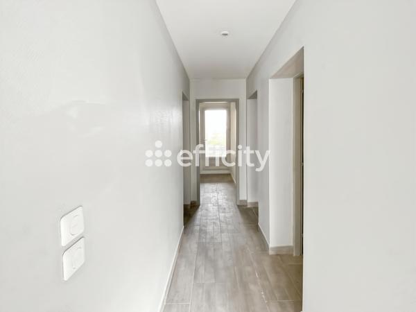 Maison 8 pièces - 136 m²