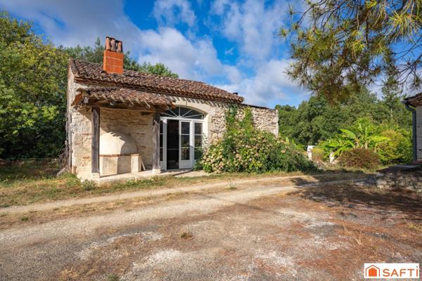 Propriété en pierre 165m2 avec piscine, garages