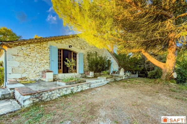 Propriété en pierre 165m2 avec piscine, garages