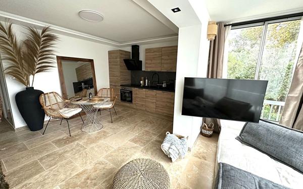 Appartement à vendre    2 pièces • 29 m2 Sanary-sur-Mer