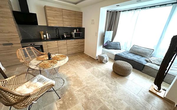 Appartement à vendre    2 pièces • 29 m2 Sanary-sur-Mer