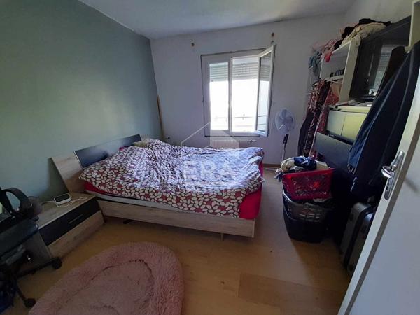 TRÈS PROCHE CHAUNY, SECTEUR RECHERCHÉ, PRODUIT RARE!