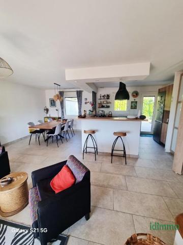 A découvrir Draguignan jolie villa F4 de 101m+dépendance garage terrasse 450m de terrain 399000€ crn2402 dpe B Draguignan (83300)