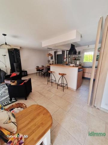 A découvrir Draguignan jolie villa F4 de 101m+dépendance garage terrasse 450m de terrain 399000€ crn2402 dpe B Draguignan (83300)