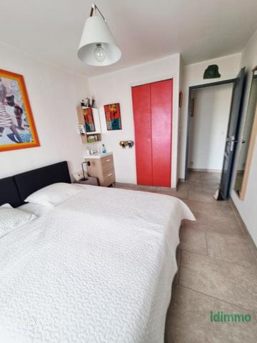 A découvrir Draguignan jolie villa F4 de 101m+dépendance garage terrasse 450m de terrain 399000€ crn2402 dpe B Draguignan (83300)