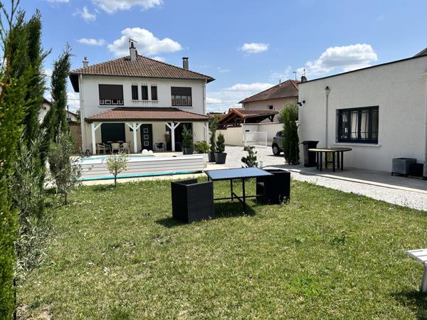 Maison 6 pièces - 151 m²