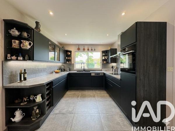 Maison à vendre 5 pièces 149,21 m² Sainte-Soulle
