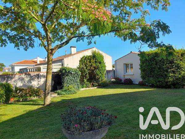 Maison à vendre 5 pièces 149,21 m² Sainte-Soulle