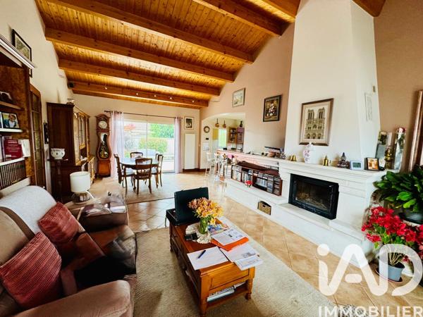 Maison à vendre 5 pièces 149,21 m² Sainte-Soulle