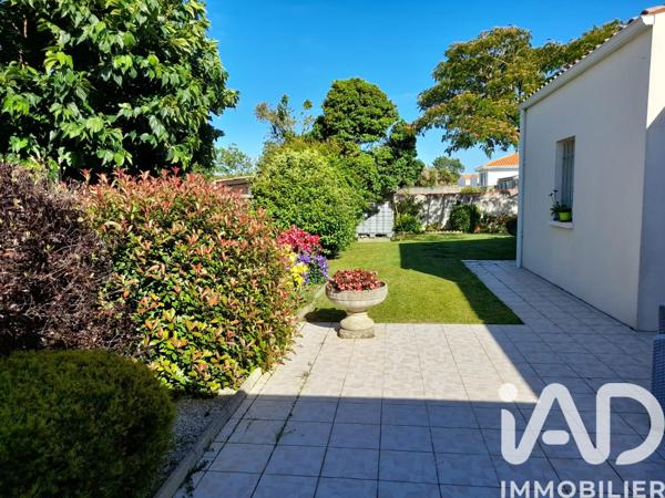 Maison à vendre 5 pièces 149,21 m² Sainte-Soulle