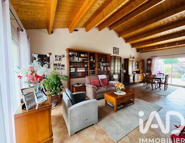 Maison à vendre 5 pièces 149,21 m² Sainte-Soulle