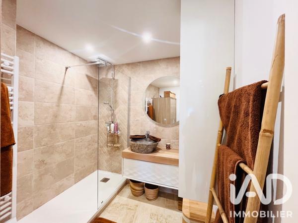 Appartement à vendre 3 pièces 69 m² Mandelieu-la-Napoule