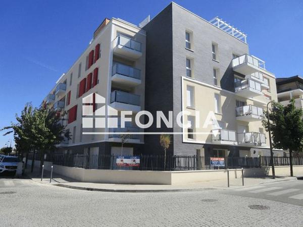 Location Appartement 2 pièces 41.54 m² - 13 AVENUE CORIOLAN Luce 28110