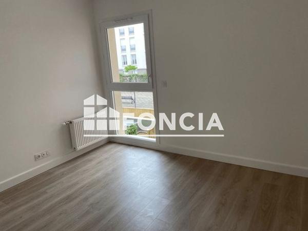 Location Appartement 2 pièces 41.54 m² - 13 AVENUE CORIOLAN Luce 28110