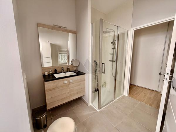 A VENDRE QUIMPER HISTORIQUE APPARTEMENT DUPLEX JARDIN PARKING