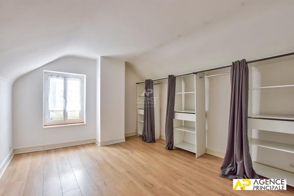 Appartement 4 pièce(s) 89.6 m2 - charme - centre ville - calme €450 000 - Référence 4551-cpy