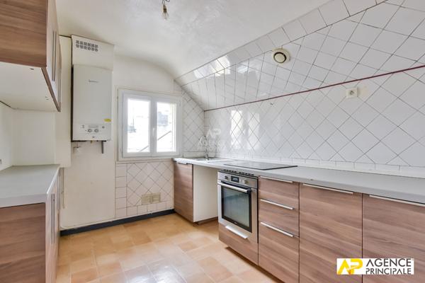 Appartement 4 pièce(s) 89.6 m2 - charme - centre ville - calme €450 000 - Référence 4551-cpy