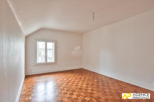 Appartement 4 pièce(s) 89.6 m2 - charme - centre ville - calme €450 000 - Référence 4551-cpy