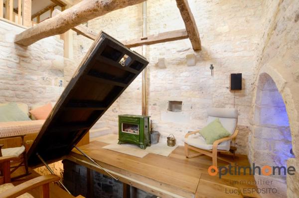 Belle maison de 14ème siècle et 18ème siècle au Coeur du village