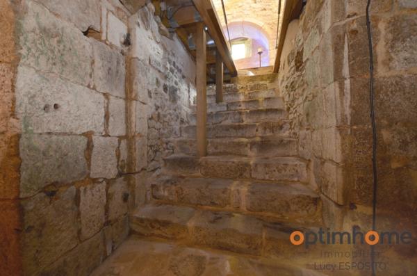 Belle maison de 14ème siècle et 18ème siècle au Coeur du village