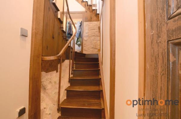 Belle maison de 14ème siècle et 18ème siècle au Coeur du village