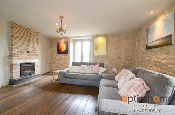 Belle maison de 14ème siècle et 18ème siècle au Coeur du village