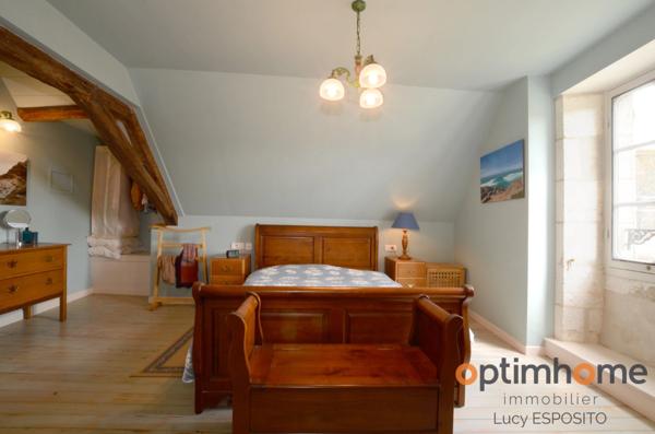 Belle maison de 14ème siècle et 18ème siècle au Coeur du village