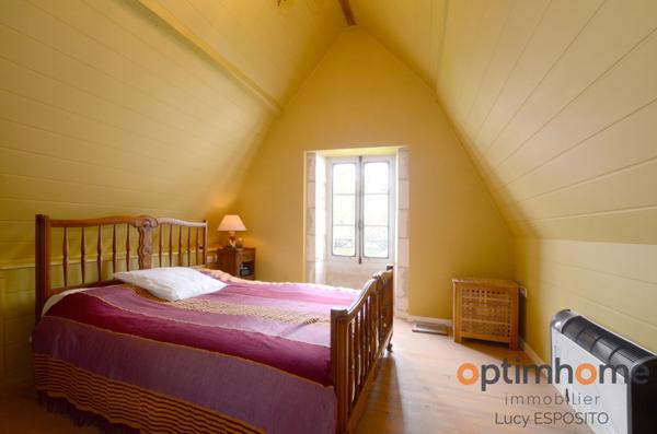 Belle maison de 14ème siècle et 18ème siècle au Coeur du village