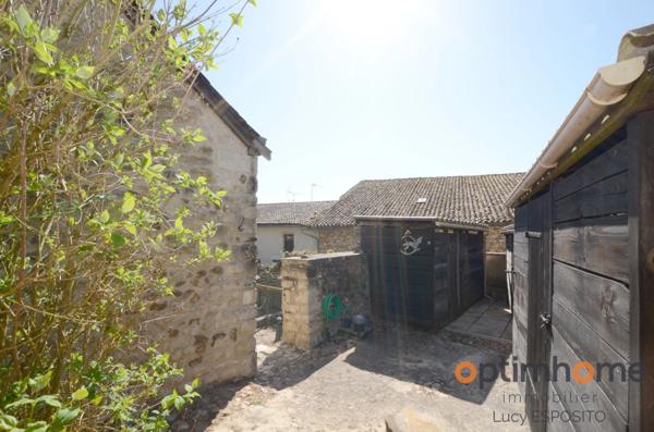 Belle maison de 14ème siècle et 18ème siècle au Coeur du village