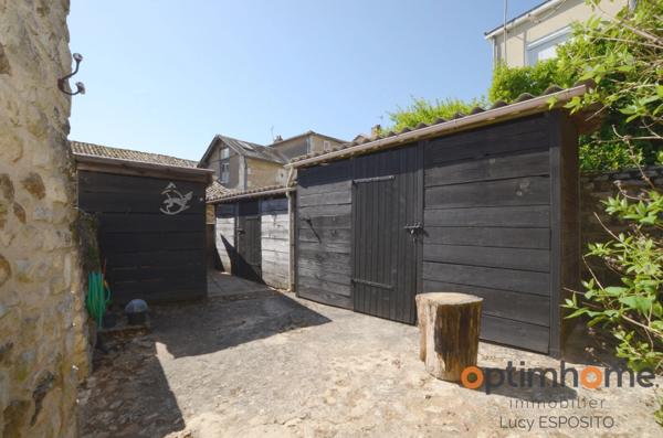 Belle maison de 14ème siècle et 18ème siècle au Coeur du village