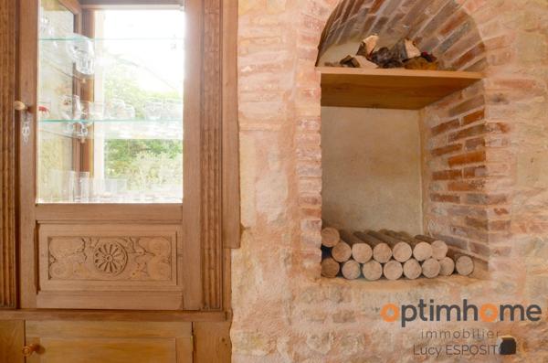 Belle maison de 14ème siècle et 18ème siècle au Coeur du village