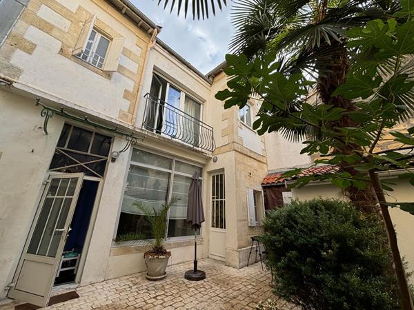 Location maison Bordeaux : 2 300 € - AJP Immobilier Bordeaux Chartrons