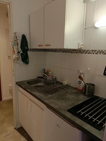Vente                                                      Appartement
                        
                     1 pièces                      18 m2                     à Nantes