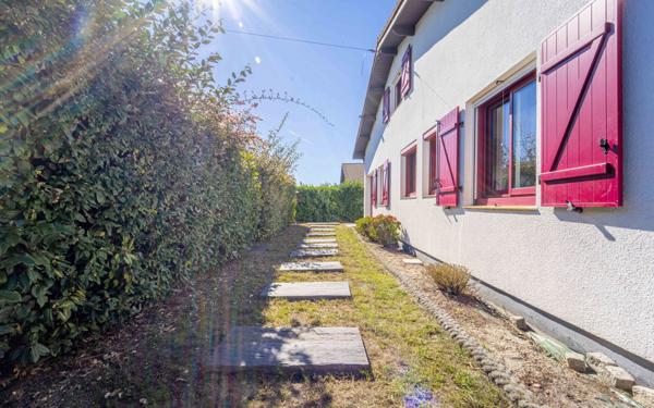 Maison à vendre    6 pièces •  Sainte-Eulalie-en-Born