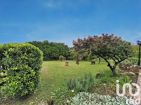 Maison à vendre 5 pièces 134 m² Saint-Cyr-au-Mont-d'Or