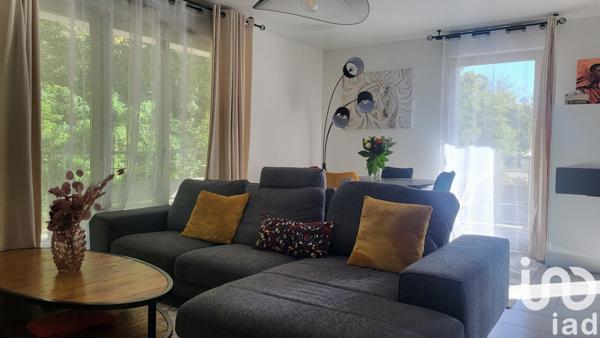 Appartement 3 pièces de 65 m² à Méry-sur-Oise (95540)