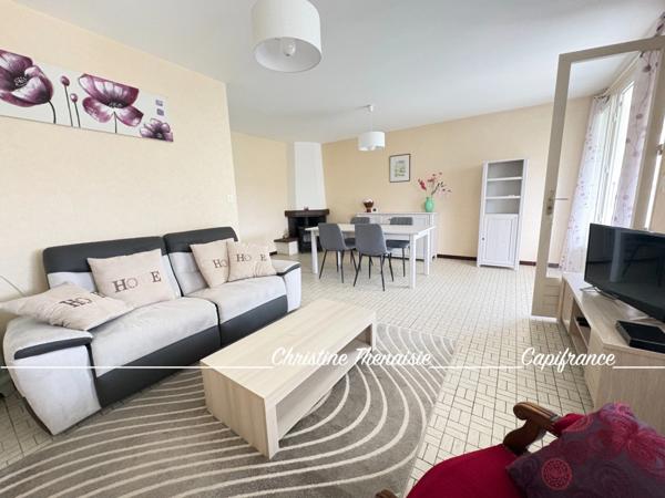 Maison à vendre 4 pièces de Plain-Pied avec Véranda - 2 chambres - Garage et Carport 85800 LE FENOUILLER