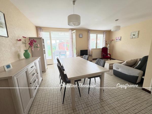Maison à vendre 4 pièces de Plain-Pied avec Véranda - 2 chambres - Garage et Carport 85800 LE FENOUILLER
