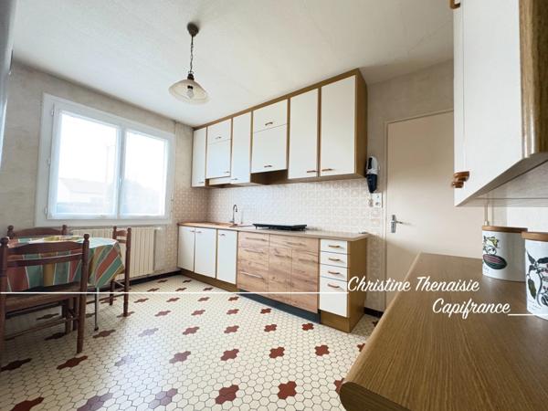 Maison à vendre 4 pièces de Plain-Pied avec Véranda - 2 chambres - Garage et Carport 85800 LE FENOUILLER