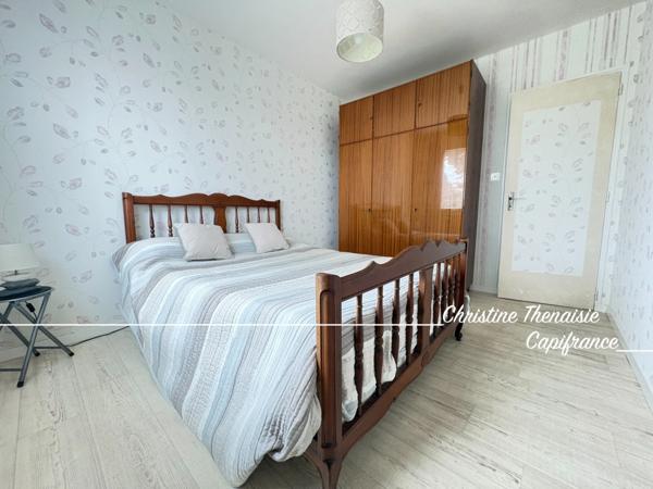 Maison à vendre 4 pièces de Plain-Pied avec Véranda - 2 chambres - Garage et Carport 85800 LE FENOUILLER