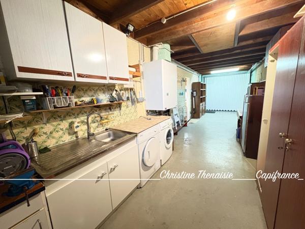 Maison à vendre 4 pièces de Plain-Pied avec Véranda - 2 chambres - Garage et Carport 85800 LE FENOUILLER