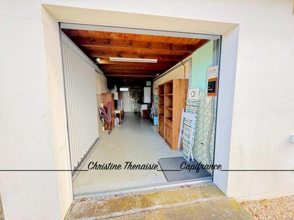 Maison à vendre 4 pièces de Plain-Pied avec Véranda - 2 chambres - Garage et Carport 85800 LE FENOUILLER