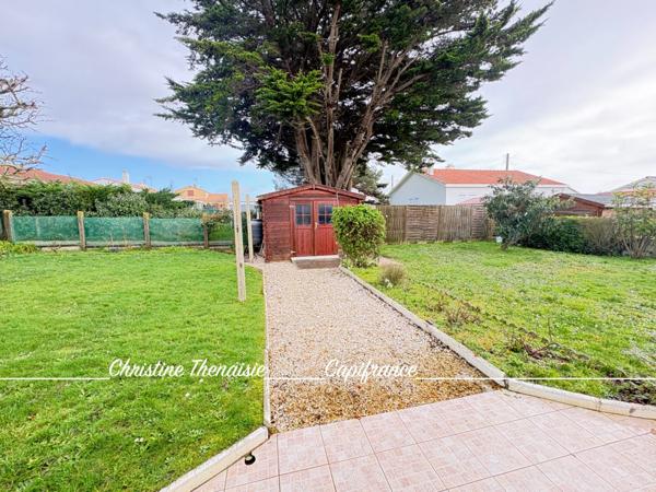 Maison à vendre 4 pièces de Plain-Pied avec Véranda - 2 chambres - Garage et Carport 85800 LE FENOUILLER