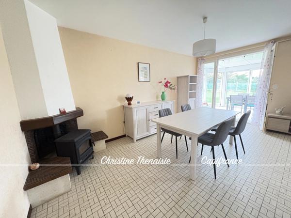 Maison à vendre 4 pièces de Plain-Pied avec Véranda - 2 chambres - Garage et Carport 85800 LE FENOUILLER
