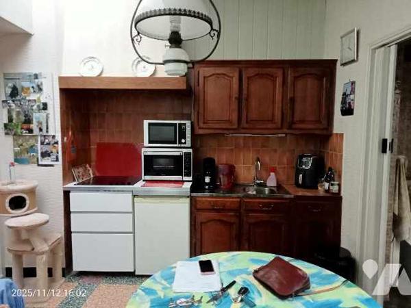 Maison de ville-1930 de 4 pièces-99 m2 + cour couverte